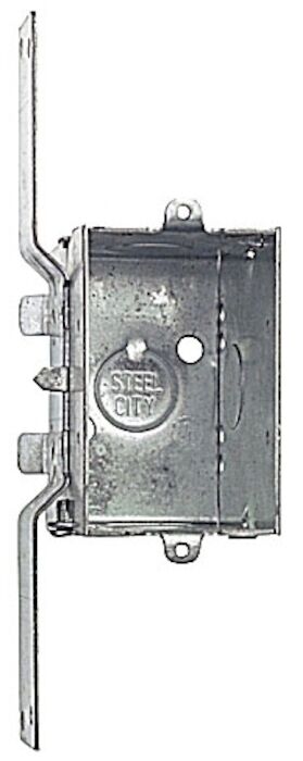 CWV 1/2 Steel City 14 Cu In Pre-Galvanized Steel Ear Flush Switch Box 