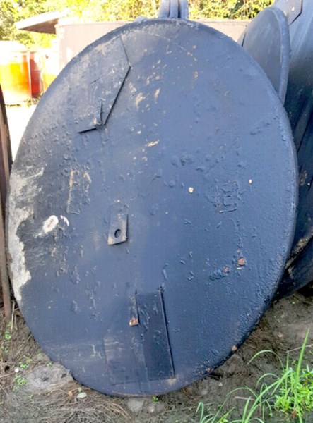 MONTGOMERY TANK CO - 55 in Steel Septic Tank Cover For 500 Gallon